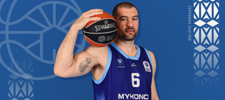 Συνεχίζει στη Μύκονο ο Καββαδάς