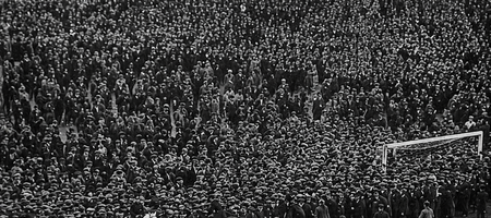 Όταν 300.000 θεατές «κατέλαβαν» το Γουέμπλεϊ: Ο τελικός που έγραψε ιστορία! (video)