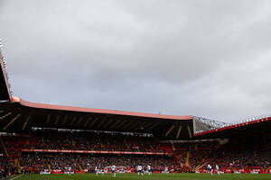 Τσάρλτον: Φίλαθλος «έχασε» τη ζωή του - Οριστική διακοπή στο ματς με την Πόρτσμουθ