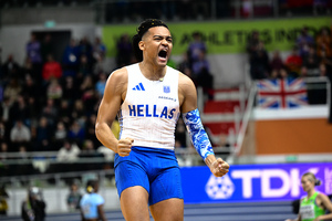 Σπουδαίος Καραλής: Ασημένιο μετάλλιο στο Παγκόσμιο Κλειστού στίβου!