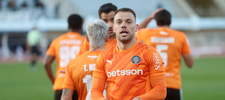 Παράπονα κι από Γκονθάλεθ: «Έγιναν φάουλ που δε μας δόθηκαν και παίξαμε μόνο 9 λεπτά καθυστερήσεις»