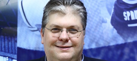«Λευκός καπνός» στην ΕΟΚ: Νέος πρόεδρος ο Άγγελος Παπανικολάου