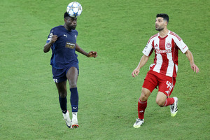 Ολυμπιακός: «Ενδιαφέρεται για τον Ντέρικ Λούκασεν»