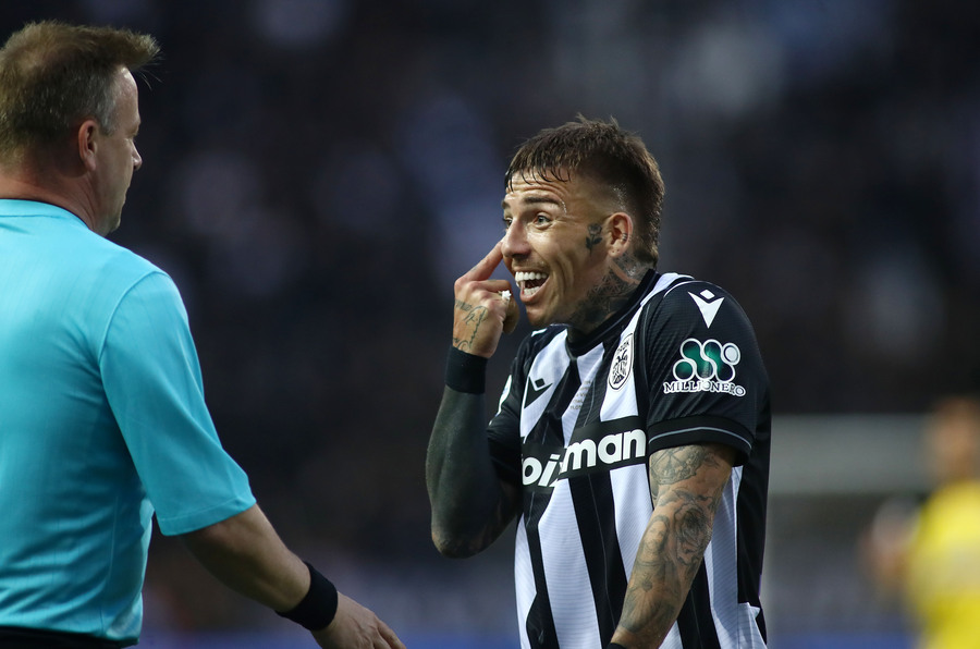 Μπράντον: «Βγάλαμε τον Ηλιόπουλο από τα αποδυτήρια, μόνο στην Ελλάδα γίνονται αυτά!»