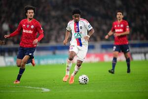 Με στόχο την τριάδα η Λυών