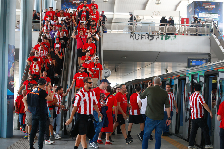 Final Four 2026: Ξεκίνησε η «ερυθρόλευκη» απόβαση στο T-Center (pics)