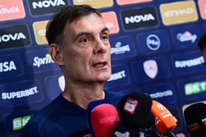 Απαντάει ο Μπαρτζώκας για το περιστατικό με τη Βίρτους: «Με χτύπησαν και τους απώθησα»