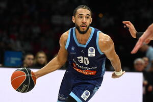 Κάναντι: «Αρχικά, δεν είχα αποδεχθεί την πρόταση της Μυκόνου, αλλά ήταν η καλύτερη επιλογή»