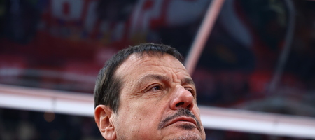 Έξαλλος με Χολμς ο Αταμάν: «Κοιμόταν στο glass floor» (video)