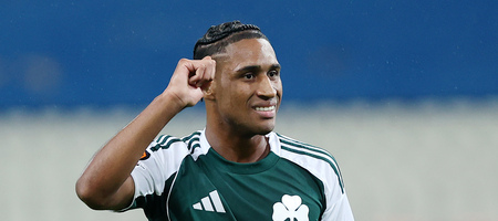 Παναθηναϊκός: Άναψε «φωτιές» ο Τετέ ποζάροντας με φανέλα της Γκρέμιο! (pic)