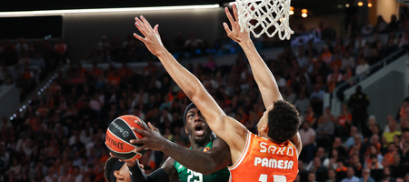 EuroLeague: Αυτοί θα σφυρίξουν τα Game 2 Ολυμπιακoύ και Παναθηναϊκού