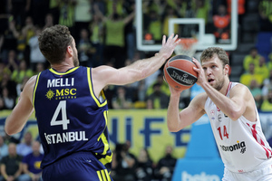 Ντέρμπι κορυφής στο ΣΕΦ με ειδικά στοιχήματα!