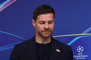 Ρεάλ Μαδρίτης: Αρκετός κόσμος στο ξενοδοχείο για την ομάδα του Αλόνσο