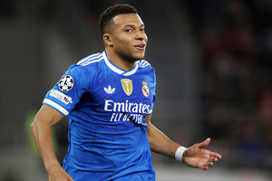 Εμπαπέ: «Δύσκολος αντίπαλος ο Ολυμπιακός, χαρούμενος για τα τέσσερα γκολ που πέτυχα» (video)