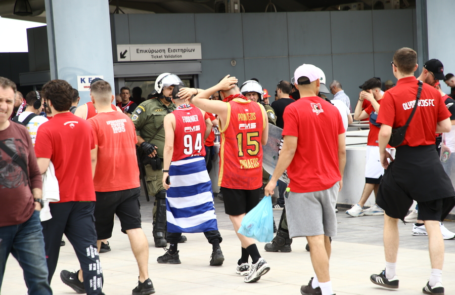 Final Four 2026: Ξεκίνησε η «ερυθρόλευκη» απόβαση στο T-Center (pics)