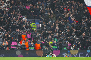 Λίβερπουλ - Παρί 0-2: Με «σφραγίδα» Ντεμπελέ στα ημιτελικά οι πρωταθλητές (video)