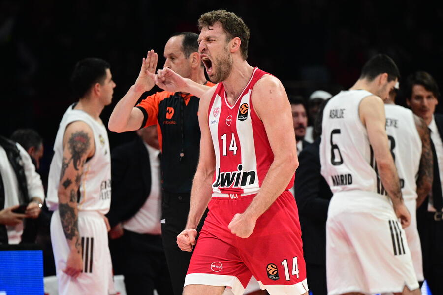 Euroleague: ΜVP της χρονιάς ο Σάσα Βεζένκοβ!