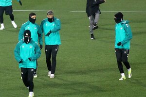 Πάγωσαν από το κρύο στην Τούμπα οι παίκτες της Μπέτις! (video)