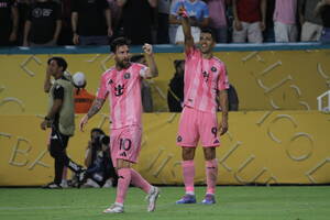 Επίσημο: Ο Σουάρες ανανέωσε για ακόμη έναν χρόνο με την Ίντερ Μαϊάμι!