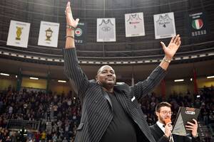 Θρήνος στο NBA: Πέθανε ο σπουδαίος «Sugar», Μάικλ Ρέι Ρίτσαρντσον