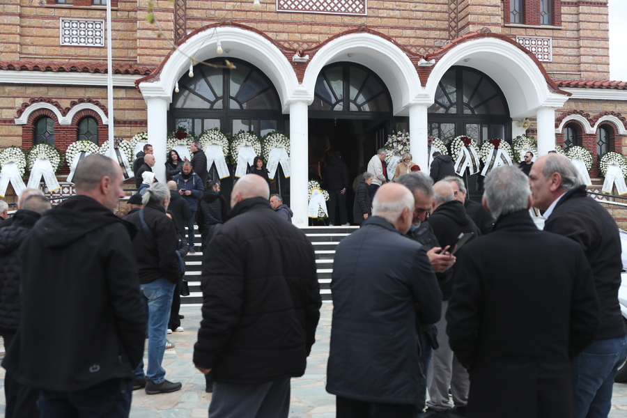 Το τελευταίο «αντίο» στον Στέφανο Μπορμπόκη (pics)