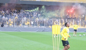 ΑΕΚ: «Ντόπες» από χιλιάδες οπαδούς εν όψει Ολυμπιακού (pics)