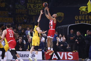 ΑΕΚ - Ολυμπιακός 84-94: Την έριξε στην 4η θέση, τελείωσε αήττητος!