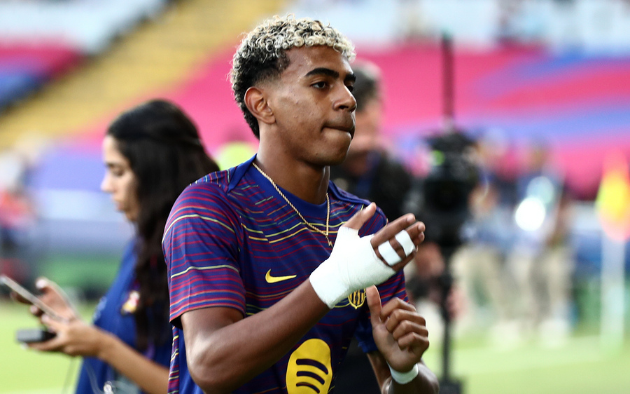 Γιαμάλ: «Με πονάει πολύ το γεγονός ότι δεν μπορώ να βοηθήσω, αλλά θα επιστρέψω πιο δυνατός»