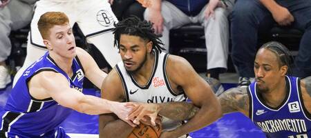 Μπακς: Απέκτησαν τον Καμ Τόμας