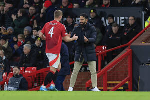 Απίθανο: Ο Ματίας Ντε Λιχτ δεν είχε ποτέ τον ίδιο προπονητή για δύο σερί σεζόν!