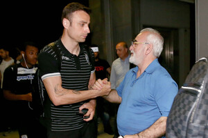 Μπερμπάτοφ: «Στον ΠΑΟΚ έζησα την πιο θερμή υποδοχή στη ζωή μου, σκ@@α ο Τούντορ» (video)