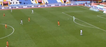 Γιαννιώτης: Σκόραρε με βολέ από το τέρμα του! (video)