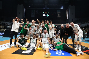 ΠΑΟΚ - Παναθηναϊκός 1-3: «Πράσινο» νταμπλ μετά από 41 χρόνια! (video)