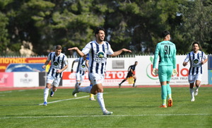 Δίχως φρένα και με «αέρα» Super League o Ηρακλής - Γλυκόπικρο τρίποντο για Νίκη Βόλου (video)