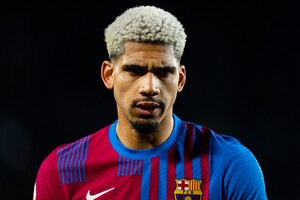 Ο Αραούχο αποχωρεί προσωρινά από την Μπαρτσελόνα