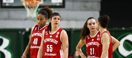Ολυμπιακός: Καταγγέλλει επίθεση στο πούλμαν της ομάδας μετά το ματς με τον Παναθηναϊκό στο μπάσκετ γυναικών