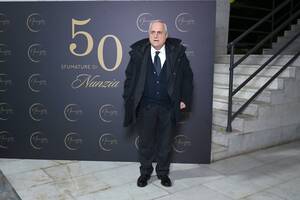 Λάτσιο: Οπαδοί απειλούν και εκβιάζουν τον Λοτίτο