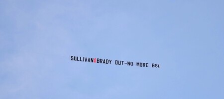 Γουέστ Χαμ: «Κράξιμο» στη διοίκηση με πανό σε αεροπλάνο