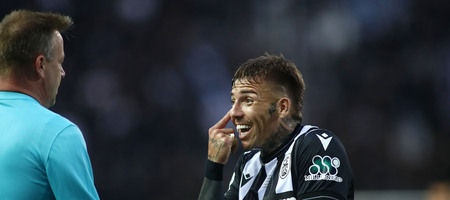 Μπράντον: «Βγάλαμε τον Ηλιόπουλο από τα αποδυτήρια, μόνο στην Ελλάδα γίνονται αυτά!»