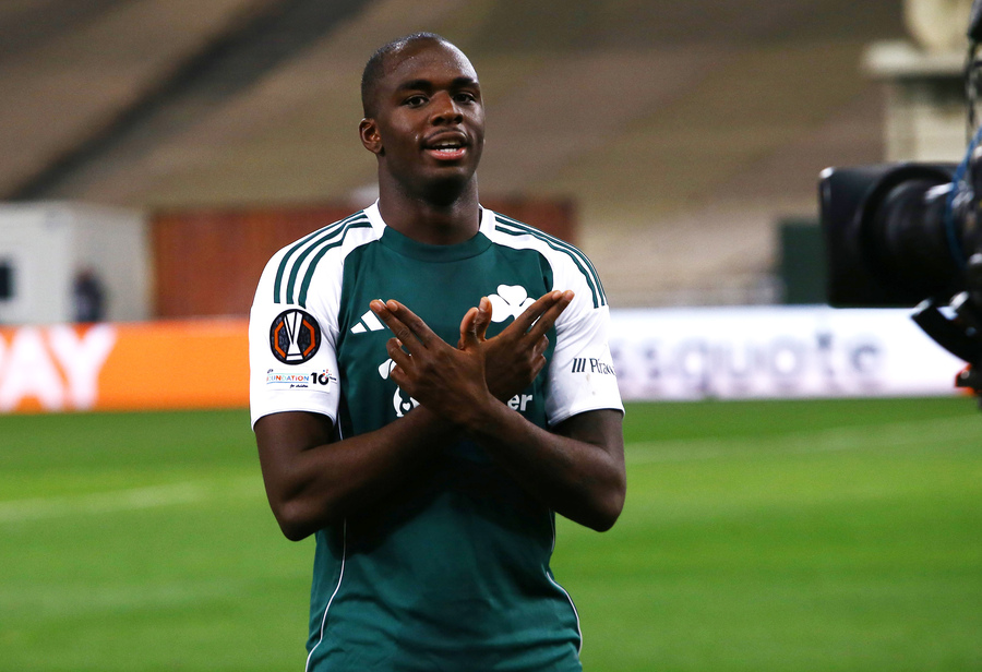 Ύπουλη έξοδος για το «τριφύλλι»