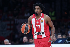 Ολυμπιακός: Χάνει Παρί ο ΜακΚίσικ, πρόβλημα και με Γουόρντ