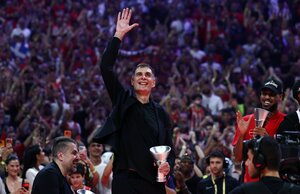 Final Four 2026: Η απονομή της EuroLeague στον Ολυμπιακό (pics)