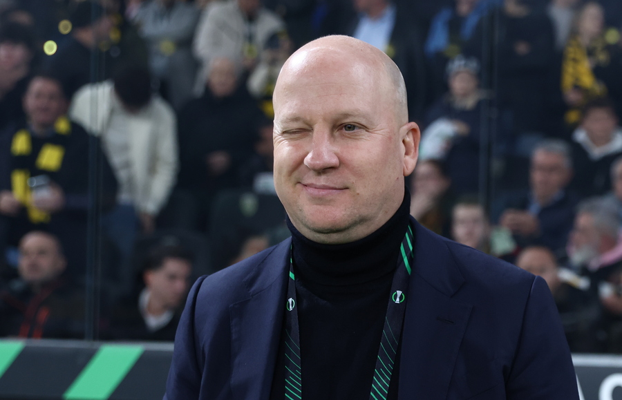 Σερβική «υπόκλιση» στην ΑΕΚ: «Έκσταση στην Αθήνα με υπογραφή Γιόβιτς και Νίκολιτς»