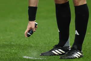 Σοκαριστικές στιγμές στη Χίο:  Στο νοσοκομείο γυναίκα διαιτητής ύστερα από επίθεση προπονητή!