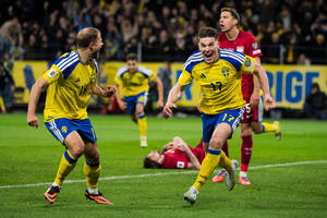 Μουντιάλ 2026: Ο Γκιόκερερς «ξέρανε» την Πολωνία στο 88’ και έστειλε την Σουηδία στο Παγκόσμιο Κύπελλο!