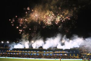 Παναιτωλικός: Εντυπωσιακό drone show και πυροτεχνήματα για τον εορτασμό των 100 χρόνων (video)