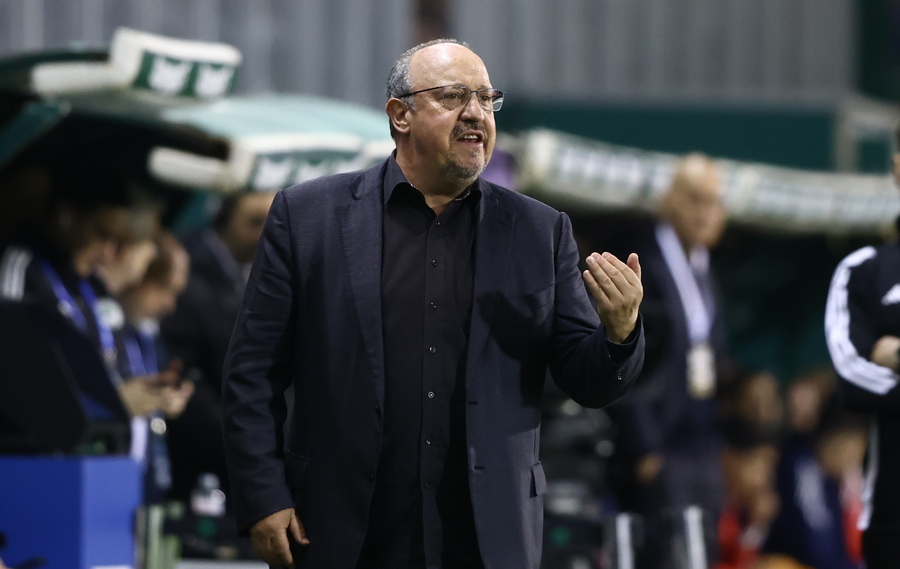 Μπενίτεθ: «Το πρώτο γκολ τα χάλασε όλα»