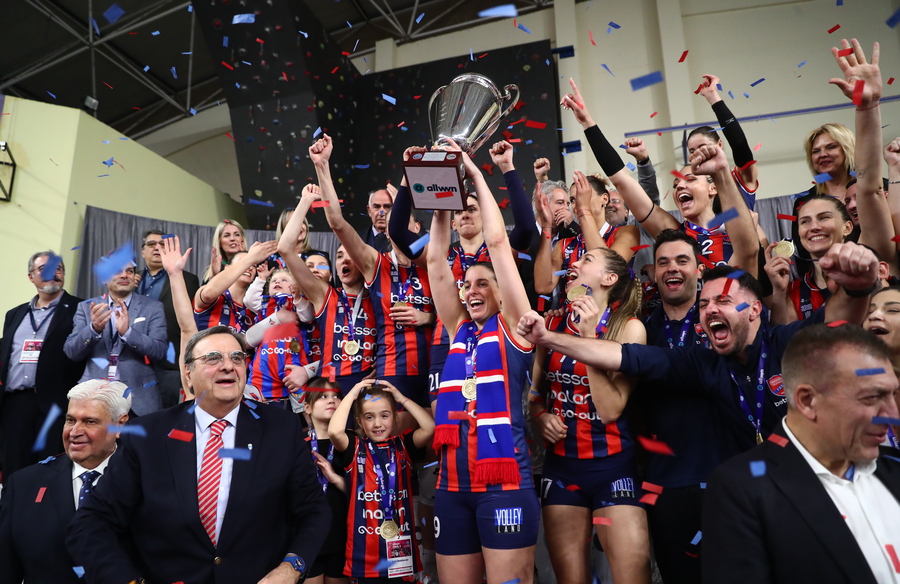 AO Θήρας-Πανιώνιος Betsson 1-3: Σήκωσαν το πρώτο Κύπελλο της ιστορίας τους οι «κυανέρυθρες» (video)