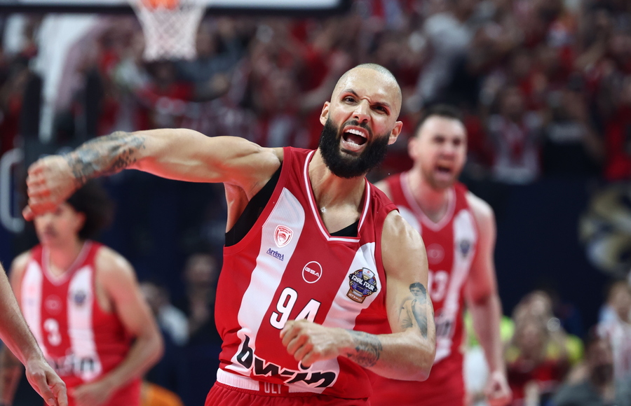 Ολυμπιακός - Φενέρμπαχτσε 79-61: Με πάθος και ψυχή για το 4ο!