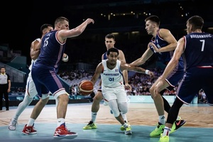 Κοντά σε Μπεσόν η Βιλερμπάν